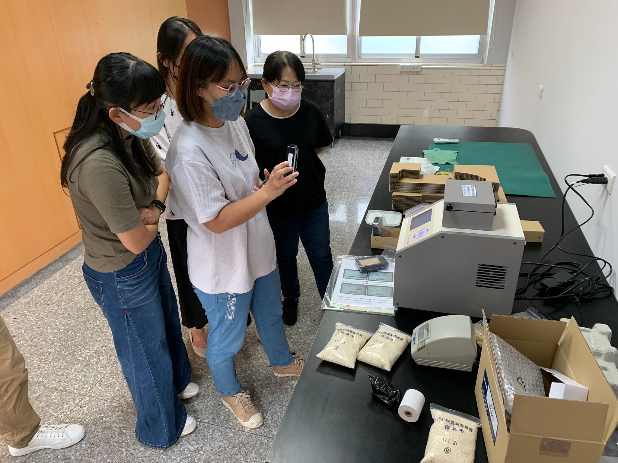 成分分析計、食味計