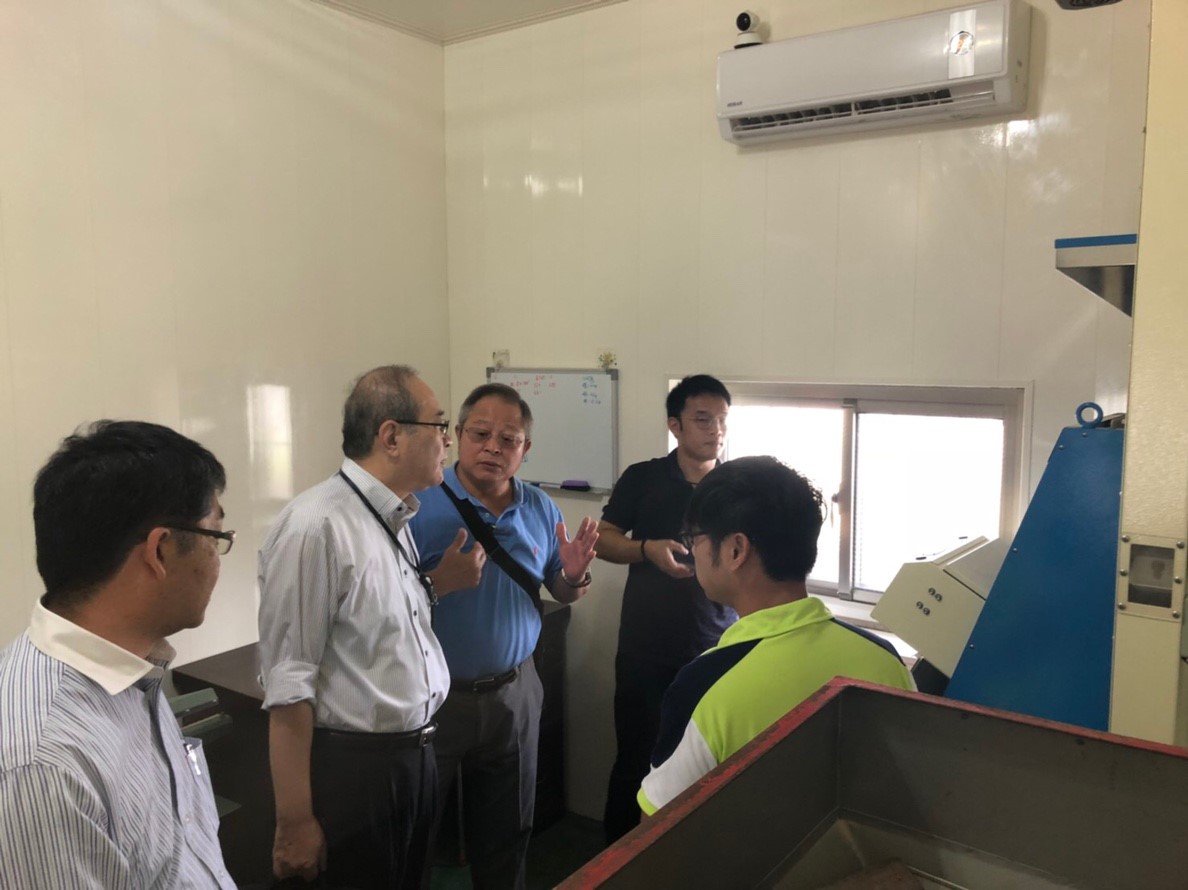 精米機、碾米機、色彩選別機、色選機