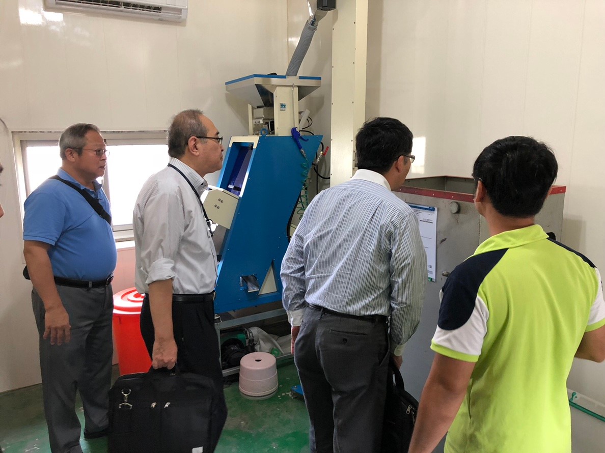 精米機、碾米機、色彩選別機、色選機