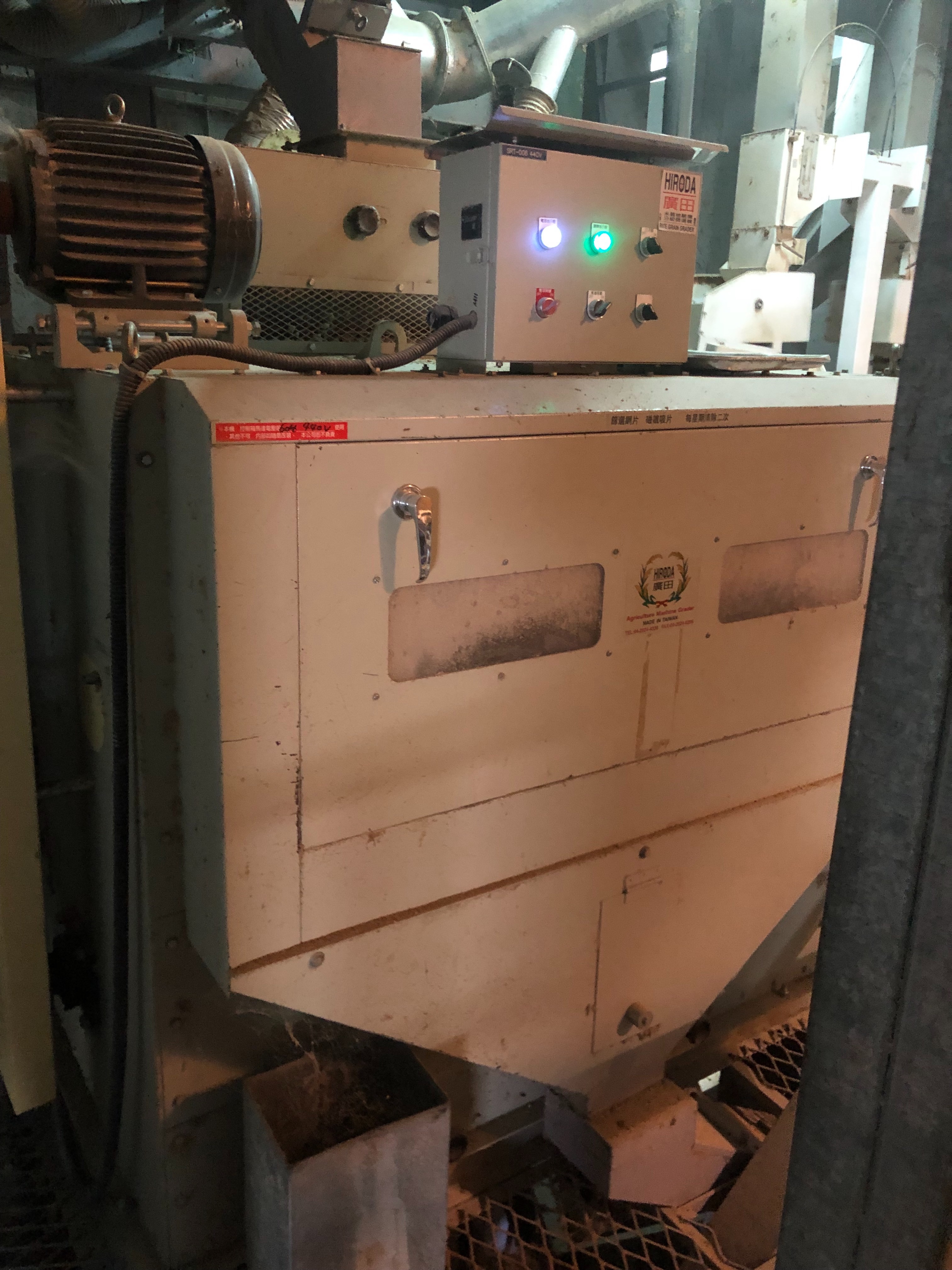 礱穀機、脫殼機