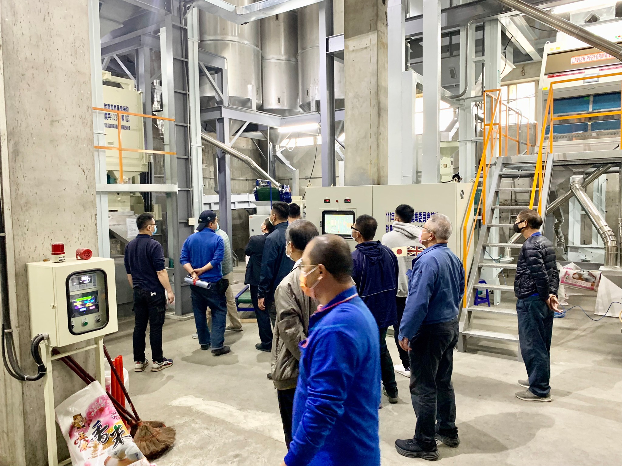 精米機.白米機.碾米機.拋光機.洗米機.色選機