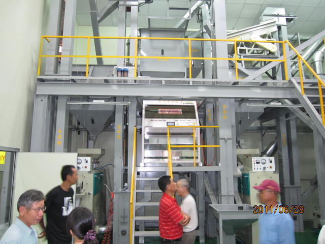 色彩選別機、色選機、選米機